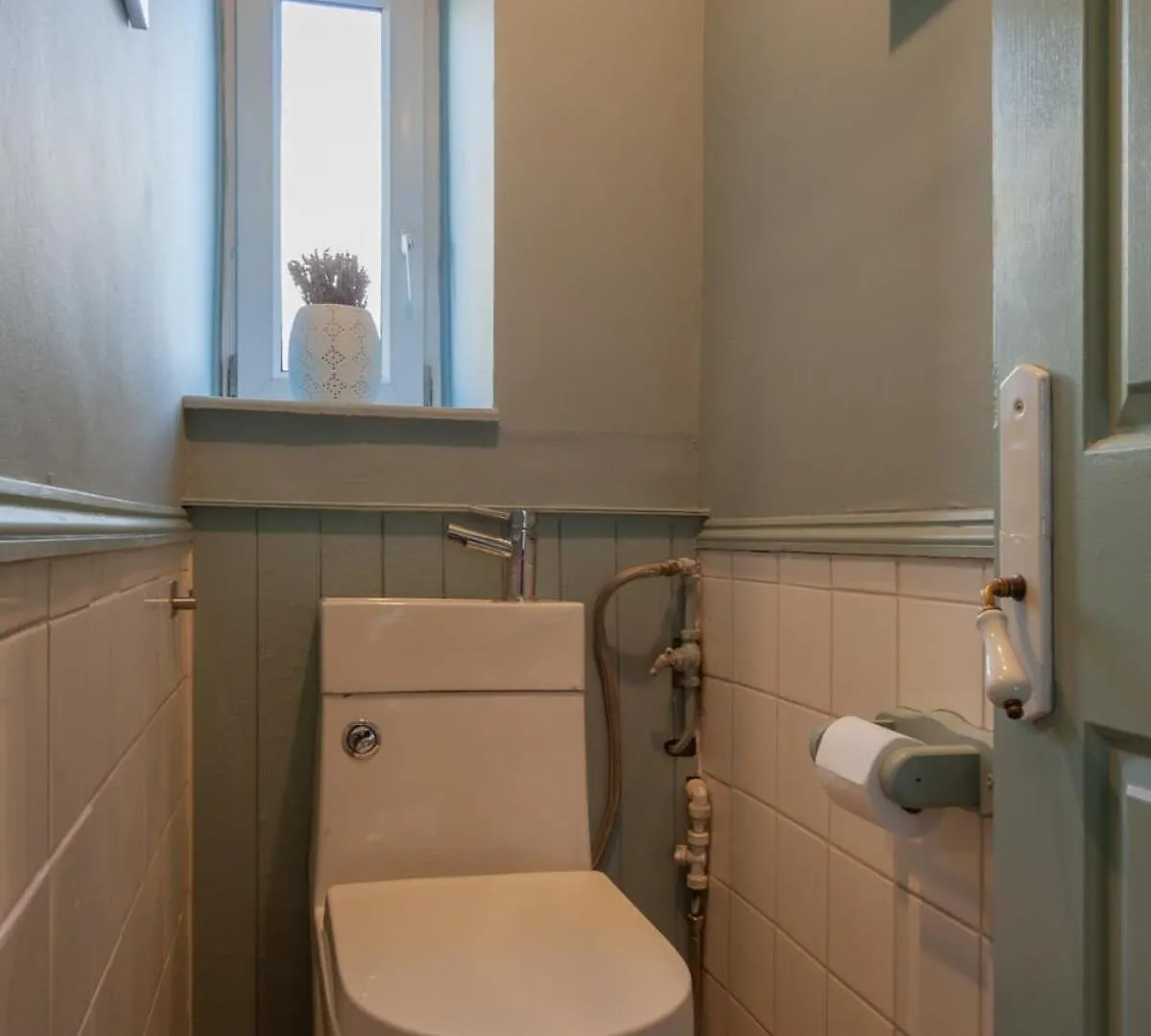 Central London Stylish 4 Bedroom Apartment